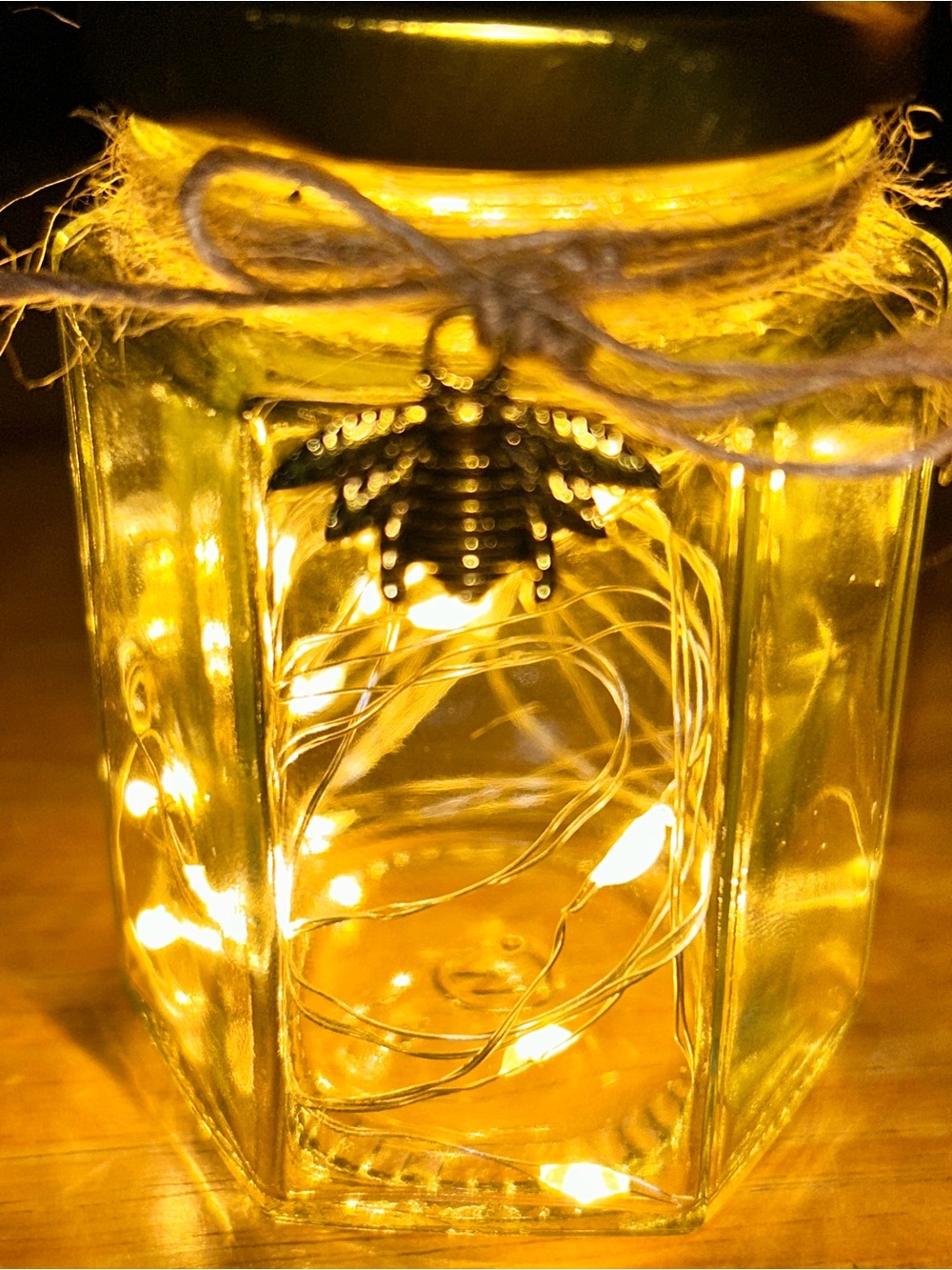 HONEY BEE YELLOW FAIRY-LIGHT MINI JAR W/ CHARM AND SERVER DECOR/HANDCRAFTED! - Picture 9 of 11